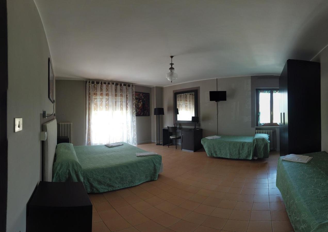 Hotel Cristina Verrayes Buitenkant foto